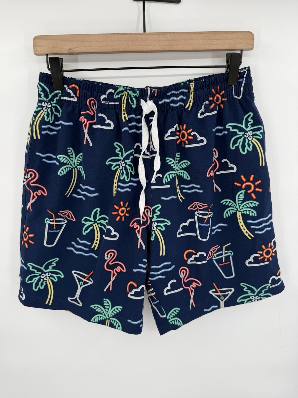 Chubbies The Neon Lights Swim Trunks Size Medium Stretch 7” Inseam Tropical