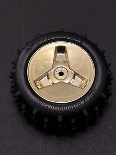 Ruedas vintage Tamiya Thunder Shot chapadas en oro (50343) con neumáticos nuevos - Imagen 4 de 10