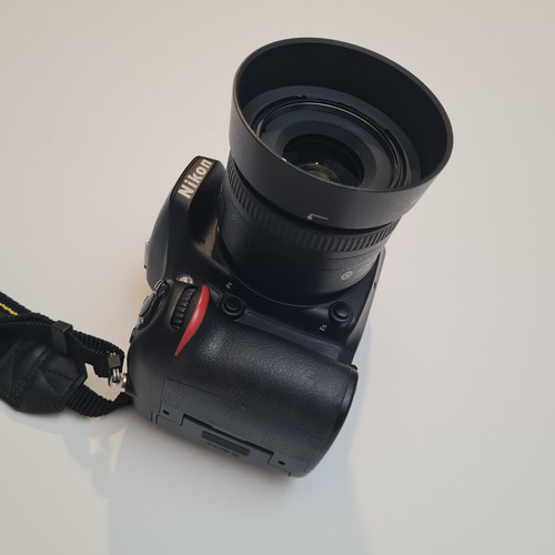 Nikon D7100 Digital SLR Camera + Nikkor AF-S DX 35mm f/1.8G Prime Lens - Boxed - Picture 12 of 14
