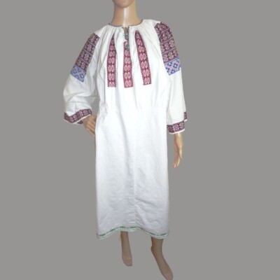 Romanian old hand embroidered traditional dress , handmade folk dress M-L | eBay Romanian old hand embroidered traditional dress , handmade folk dress M-L | eBay