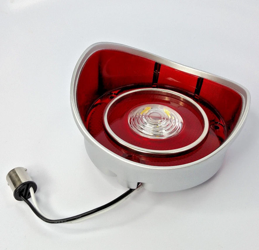 Пара светодиодных задних фонарей для 1971 Chevy Chevelle SS и Malibu со штекером 1156 - Изображение 3 из 4