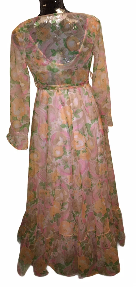 Vintage Women's Radcliffe Floral Night Gown and Robe Set Small - Image 3 of 4