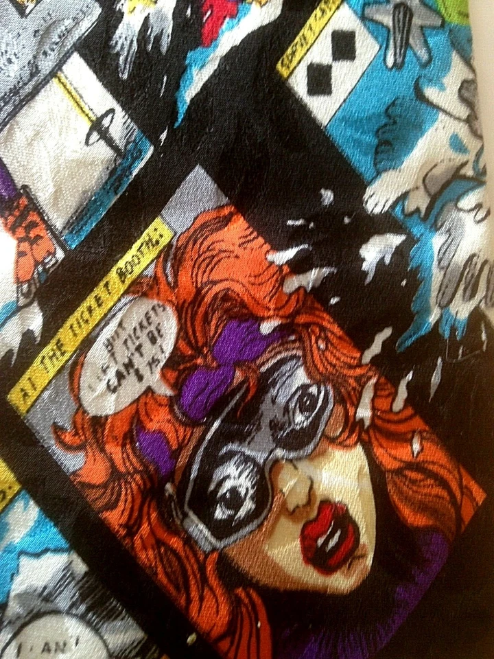 Corbata de esquí Nicole Miller 100 % seda para hombre con estampado brillante multicolor Foto 3 de 4