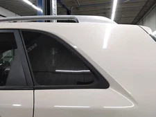 (LOCAL PICKUP ONLY) Driver Left Quarter Glass Black Moulding Fits 11-15 SORENTO 