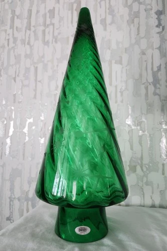 BLENKO Handcrafted green 18” optic etched hand-blown glass mountain pine tree