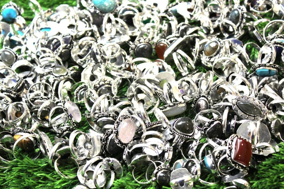 Oferta Lote de anillos hechos a mano enchapados en plata de ley 925 con piedras preciosas y mezcla de labradorita Foto 2 de 3