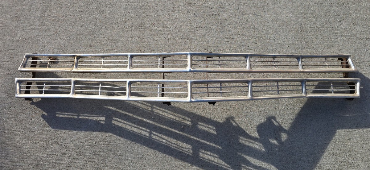 1967 67 Ford Galaxie 500 OEM Used Front Grill Grille C7AZ-8200-A
