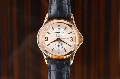 Patek Philippe Calatrava Travel Time 5134R-011, Silver Opaline Dial - Rose Gold