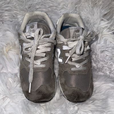 New Balance 574 Unisex Kids Gray Suede/Mesh Lace-Up Sneakers US 2 EU 33.5