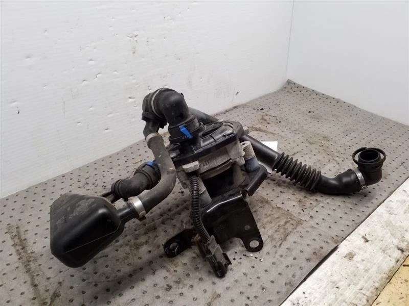 Bomba de inyección de aire 3,6 L compatible con 13-14 ATS 729102 Foto 4 de 4