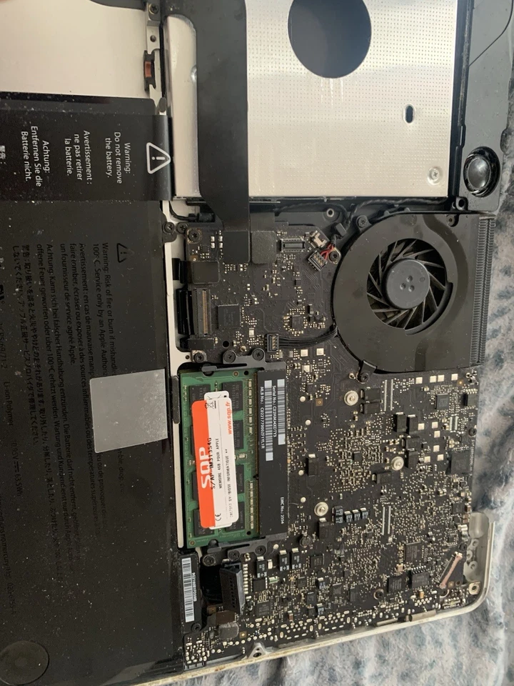 Carte Mère MacBook Pro I5  2012  - Photo 2/3