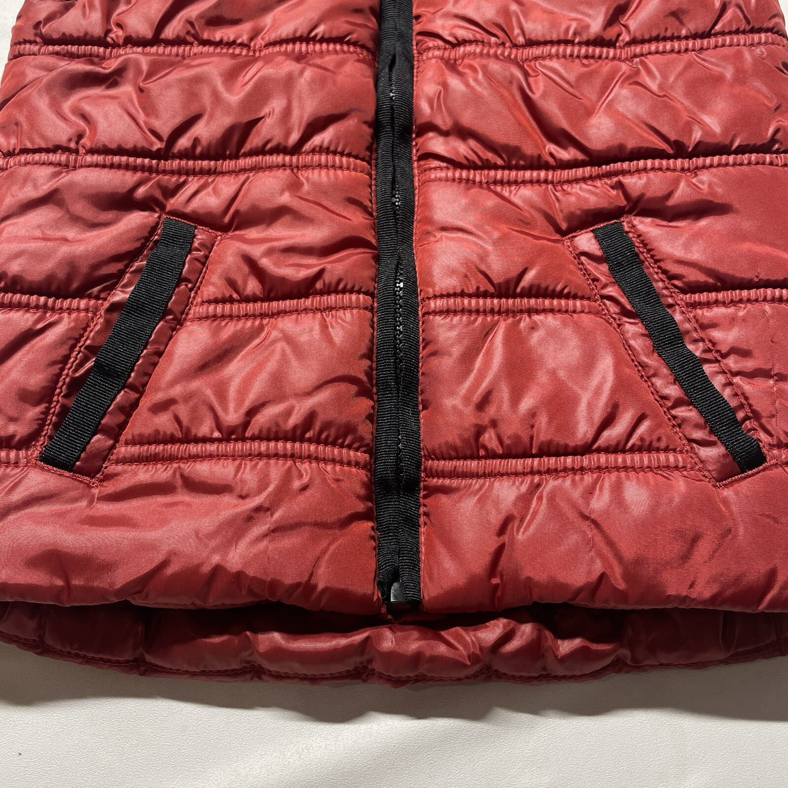Calvin Klein Puffer Vest Jacket Boys Size 2T Maroon Full Zip Kids Youth Toddler thumbnail 5