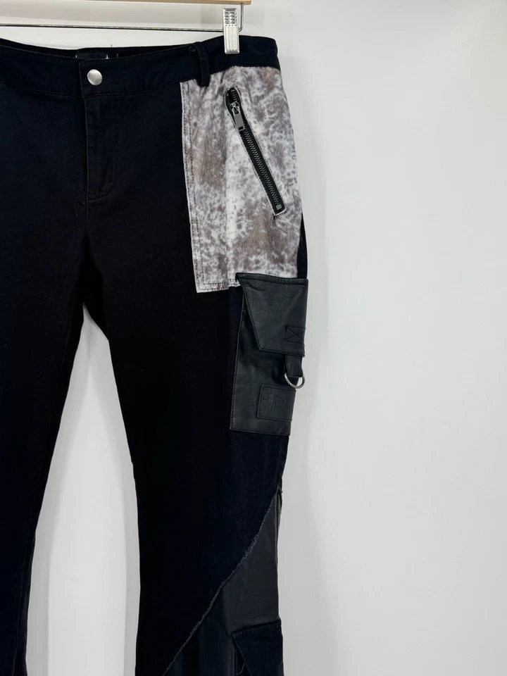 Darker Wavs Womens Black Faux Leather Cotton Bell Bottom Cargo Pants Sz 2XL - Image 2 of 4