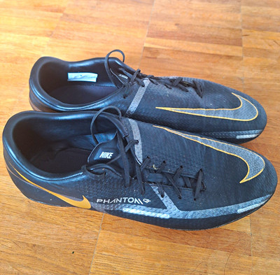 Nike Phantom GT Multinocken Fußballschuhe Schwarz/Gold Schnürung Gr. 44