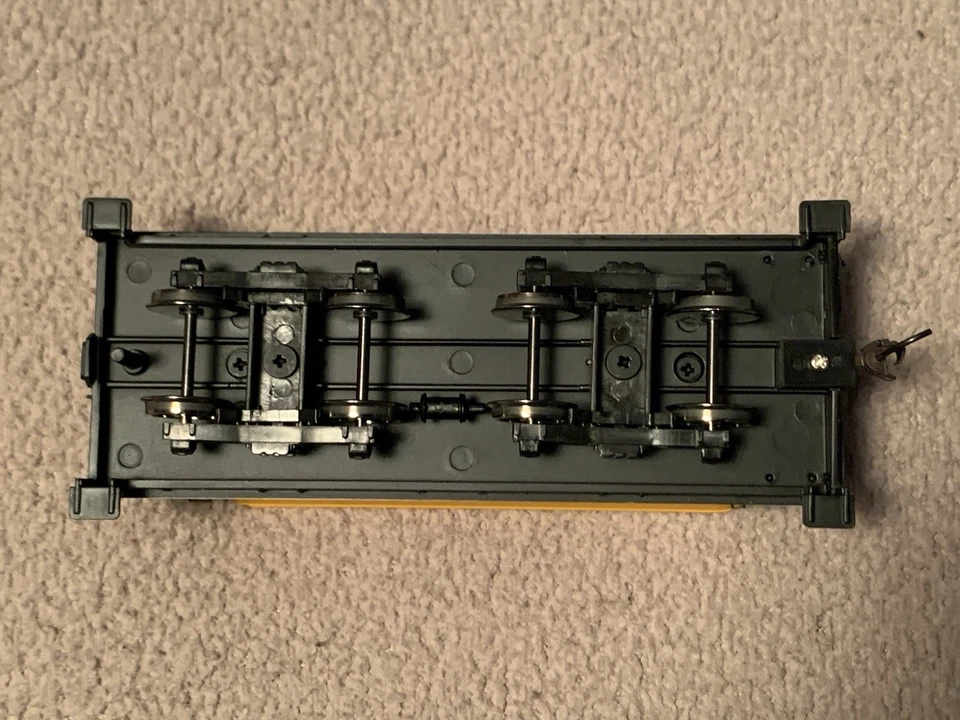 Bachmann Spectrum "O" ON30 2-6-0 Steam Loco Denver Rio Grande & Western Bumble - Image 4 of 4