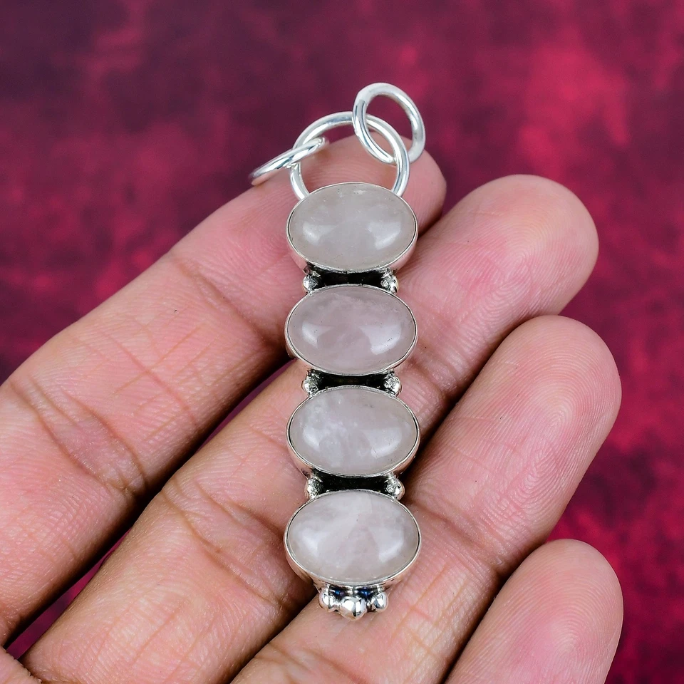 Hermoso colgante de joyería de plata de acero 925 hecho a mano con piedras preciosas de cuarzo rosa Foto 2 de 4