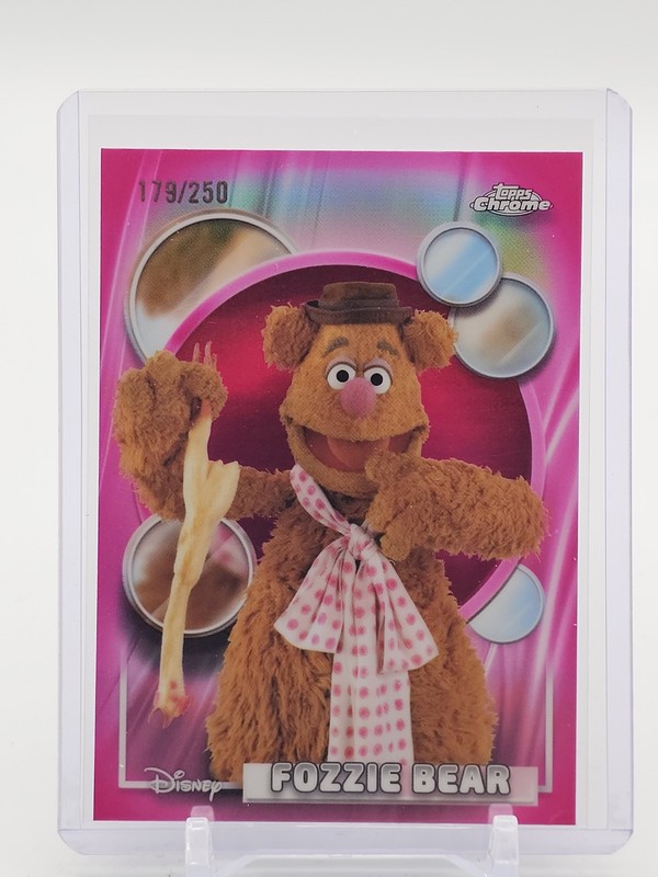 FOZZIE BEAR 2026 TOPPS CHROME DISNEY PINK REFRACTOR /250 #56 Q3524