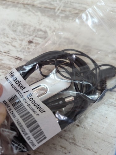 Samsung Behold II User Manual Headset Cord Sd Adapter English Cell Phone - Zdjęcie 8 z 11