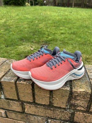 Saucony Endorphin Shift 3 Damen Laufschuhe UK3 schöner Zustand