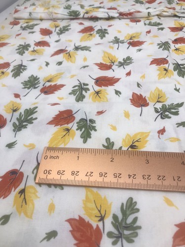 Vintage Leaf Fabric Fall White Orange Yellow 35" x 36" Cotton Quilt F49 - Picture 3 of 4