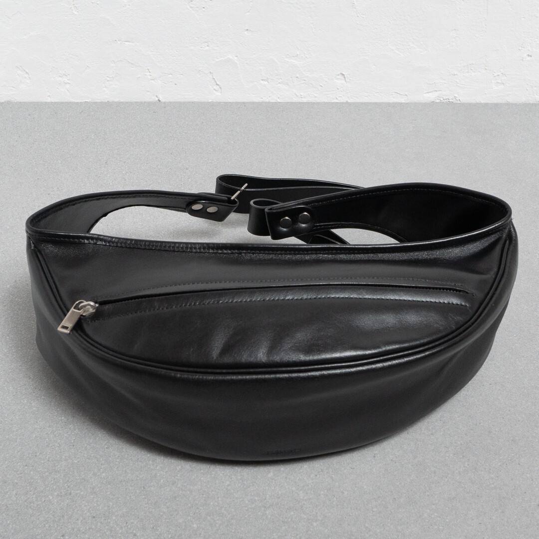 JIL SANDER Belt Bag Vision Black Leather Silver Blue Body JIL SANDER Belt Bag Vision Black Leather Silver Blue Body