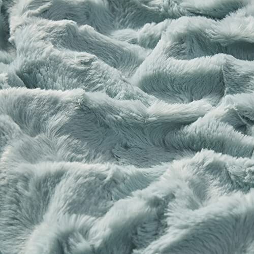 Zuri Soft Plush Luxury Oversized Faux Fur Throw Animal Stripes 60x70" Aqua - Picture 5 of 7