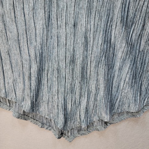 Amana Top Tank Womens XL Asymmetrical Hem Witchy Silver Metallic Crinkle Vneck - Picture 4 of 9