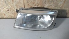 Feu avant (phare) Mitsubishi SPACE RUNNER