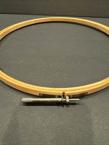 Vintage 10" Felt Lined Embroidery Hoop Wood Made in USA Tension Screw Round - Picture 7 of 9