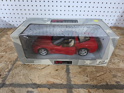 1:18 Scale 1998 Chevrolet Corvette Red Coupe UT Models New In Box UT0597