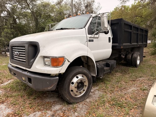 2000 Ford F-650 SUPER DUTY