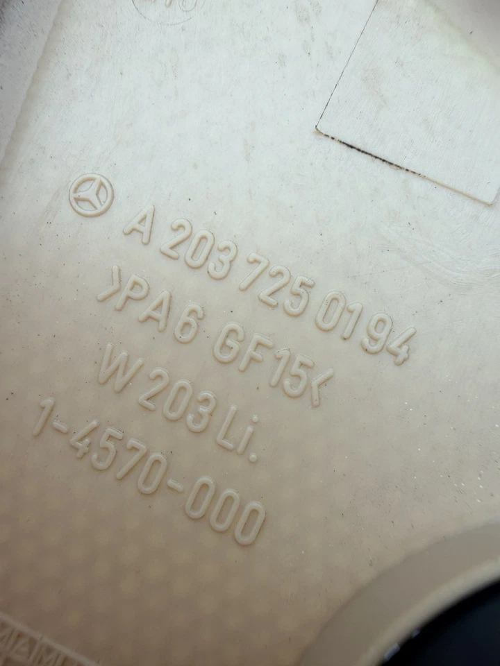 01-04 Cubierta Altavoz Tweeter Puerta Izquierda Mercedes W203 C240 Fabricante de Equipo Original Foto 3 de 4