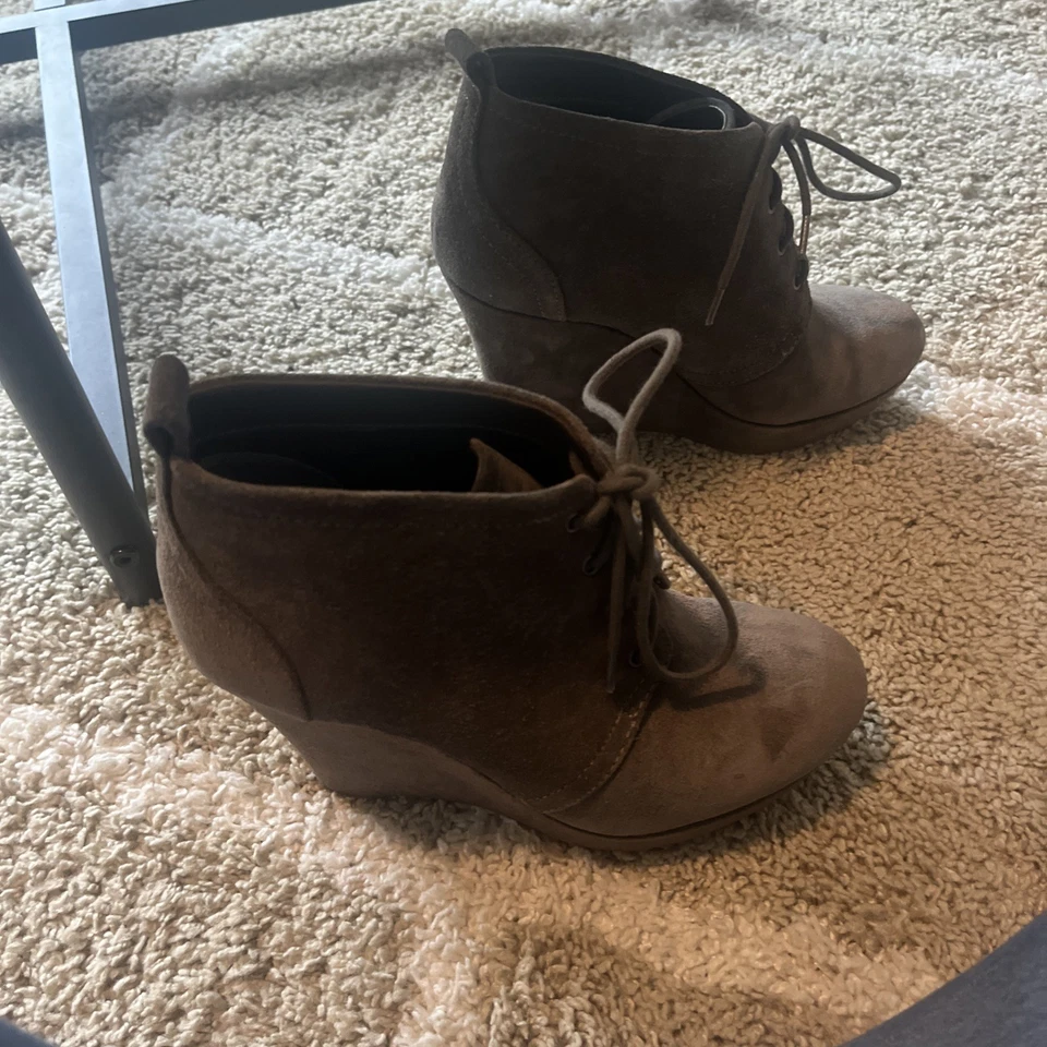 Jessica Simpson Mujer Catcher Gamuza Aceitada Botín Azulejo Gris 6M Con Caja Foto 3 de 4