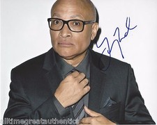 TV HOST LARRY WILMORE SIGNED 8X10 PHOTO W/COA THE NIGHTLY SHOW COMEDY CENTRAL