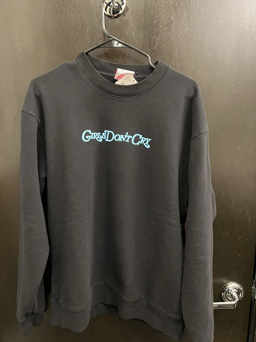 girl's don't cry x beats by dre angel crewneck sweater