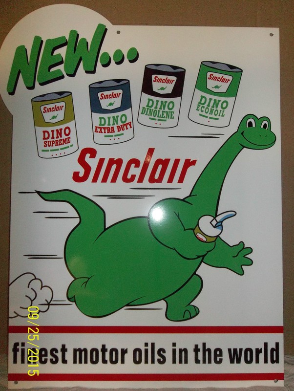 Sinclair " Finest Motor Oils" Sign. Large Sign made of Heavy Steel, Very Glossy
