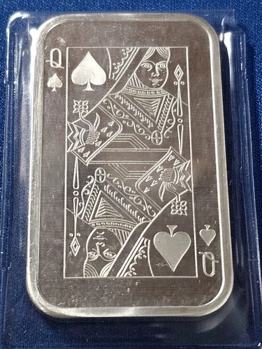 A Queen Of Spades Ultra Rare  1 Troy Oz. .999 Fine Silver Bar Madison Mint