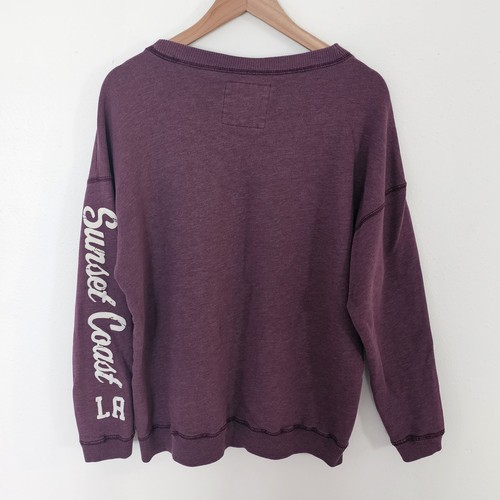 Suéter Hollister CA de la década de 2000 cuello redondo talla M pulóver púrpura manga deletreada - Imagen 3 de 10