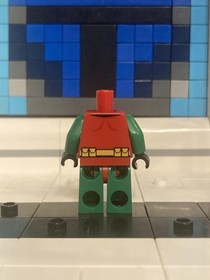 Lego Batman 7783 Robin Minifigure 2006 The Penguin and Mr. Freeze's Invasion