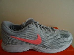 nike revolution 38