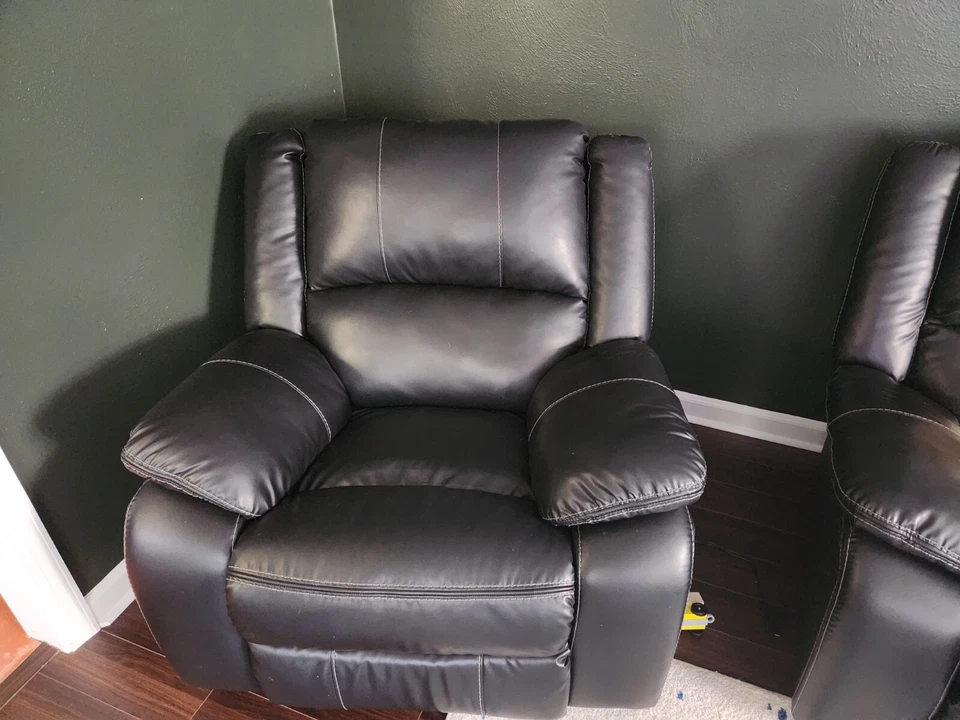 Sofá, sofá billar y reclinable Foto 2 de 3
