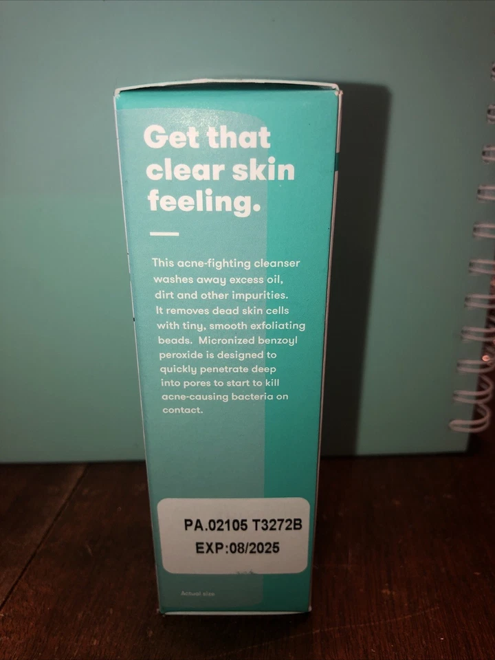 Limpiador Renovador Proactiv 4 oz 120 ml. Limpiador facial Foto 2 de 4