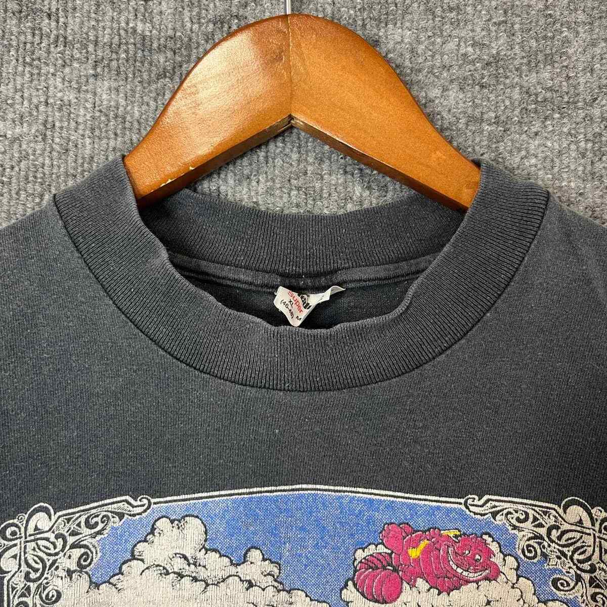 Vintage 1990 Alice In Wonderland Ellis D tees Steve Schultz Vintage 1990 Alice In Wonderland Ellis D tees Steve Schultz
