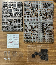 Games Workshop Warhammer 40k Tau Empire Fire Warriors Strike Team NoS (Unboxed)