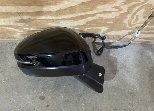 2023-2025 HONDA HR-V RIGHT SIDE DOOR EXTERIOR REAR VIEW MIRROR W/ HEATED OEM