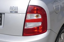 Skoda Fabia 6Y2 Schrägheck Rückleuchte Heckleuchte hinten rechts original Limo