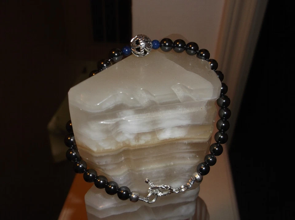 PULSERA HOMBRE HECHA A MANO 9" 8 MM HEMATITA NEGRA/AZUL LAPISLÁZULI/SS CUENTAS FOCALES Foto 4 de 4