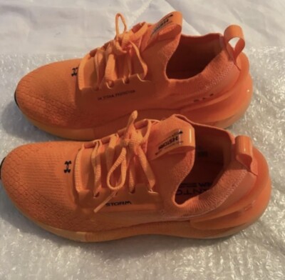 Unisex Under Amor HOVR Phantom 2 Storm Running Shoes.