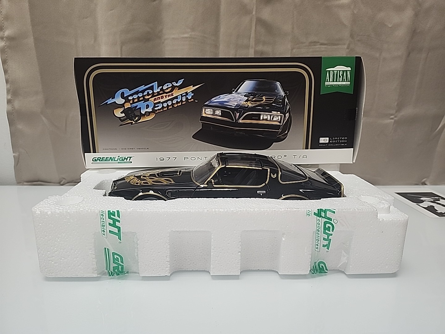 Greenlight Pontiac Firebird Trans-am 1977 1:18 19098