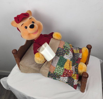 Disney Winnie The Pooh In Bed Animated Christmas Telco Musical Motionette WORKS